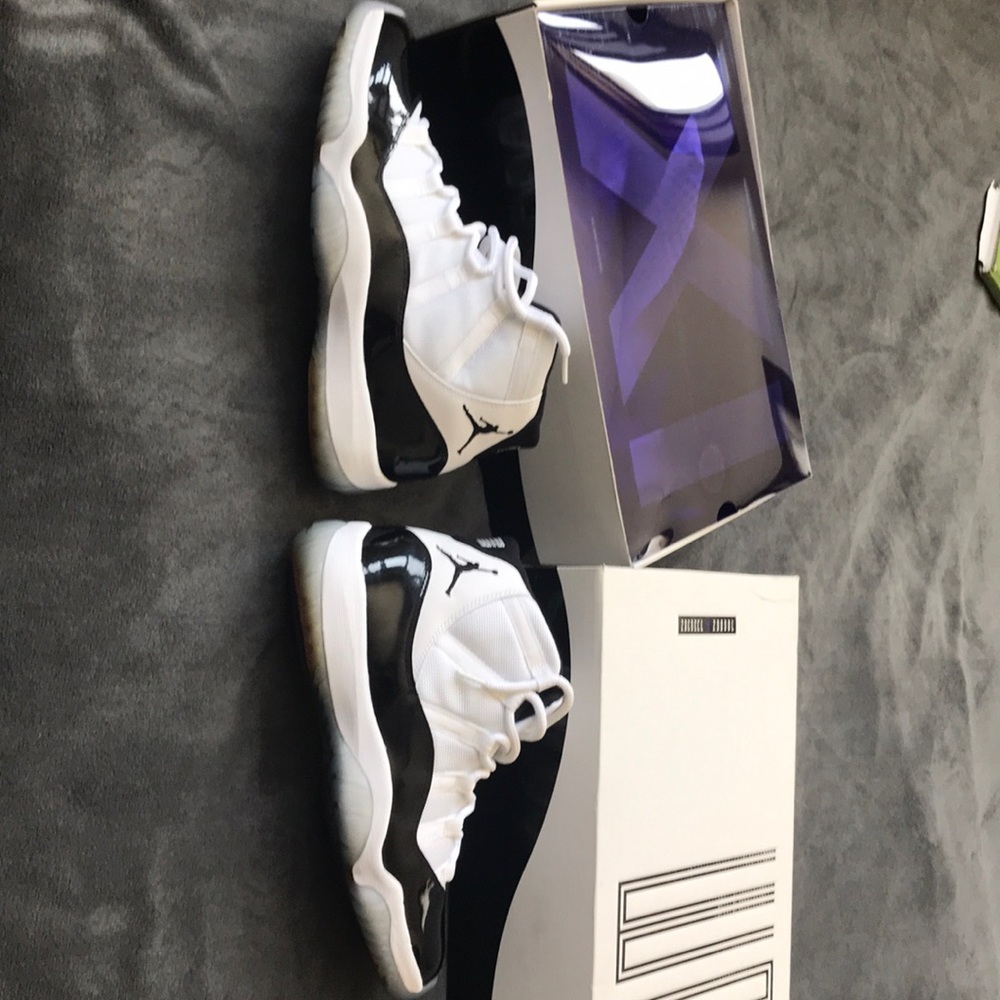 Jordan Retro 11 Concord 2011 release